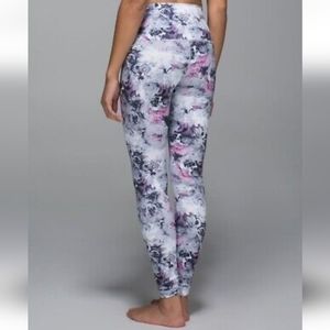 Lululemon Floral Pants Wonder Under
